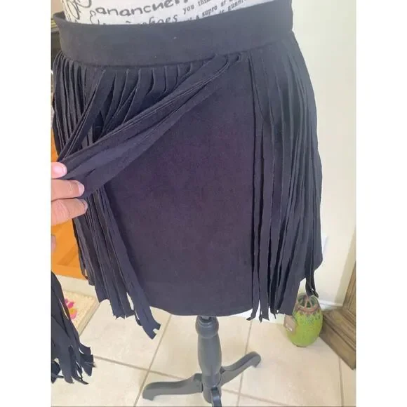BB Dakota Fringe Skirt Black - Picture 10 of 12